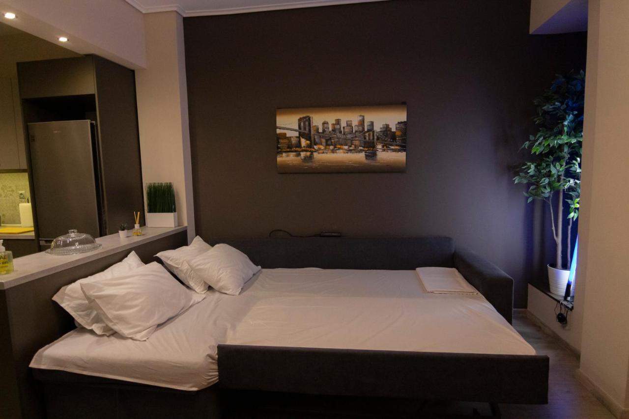 Luxury Apartment 10' From The Center! Athens Exterior photo